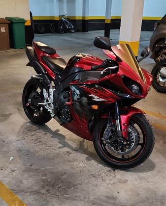 YAMAHA YZF R1 